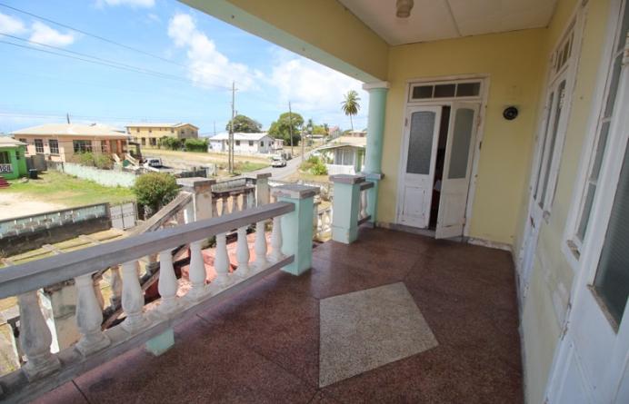 WHITEHALL HOUSE ON 1 ACRE + LOT - INVESTMENT OPPORTUNITIES