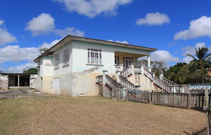 WHITEHALL HOUSE ON 1 ACRE + LOT - INVESTMENT OPPORTUNITIES
